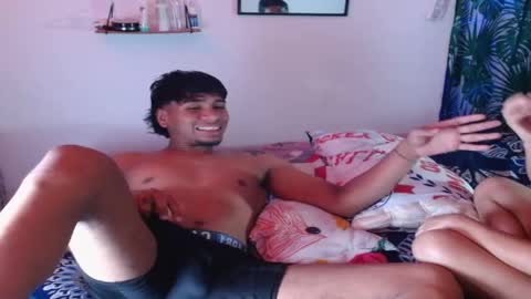 Snapshot of power_hot18 chatting on February 5, 2026, 4:17 am ALEX Y ALEXA online show from February 5, 2026, 4:17 am