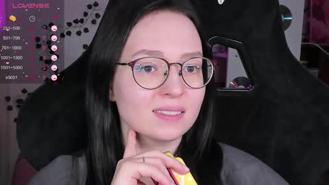 Robyn online show from February 16, 2026, 5:31 pm