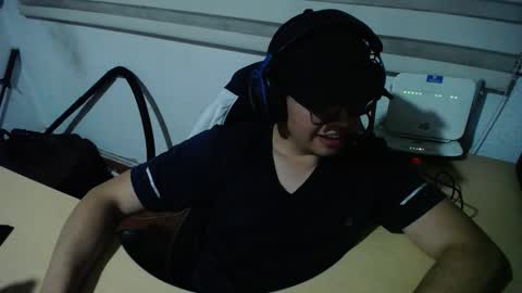 powerfulzeus2 online show from October 8, 2025, 1:36 am