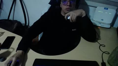 powerfulzeus2 online show from November 2, 2025, 12:13 am