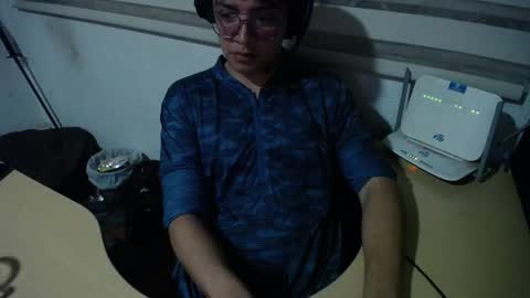 powerfulzeus2 online show from January 9, 2026, 2:14 am