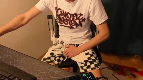 alex online show from March 3, 2025, 7:17 pm