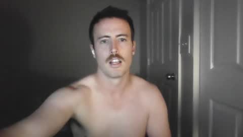 Snapshot of pphoto_95 chatting on December 5, 2025, 4:32 am Redd online show from December 5, 2025, 4:32 am