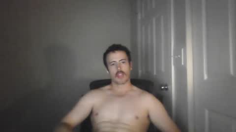 Snapshot of pphoto_95 chatting on January 12, 2026, 4:18 am Redd online show from January 12, 2026, 4:18 am