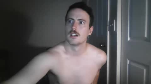 Snapshot of pphoto_95 chatting on February 18, 2026, 3:57 am Redd online show from February 18, 2026, 3:57 am