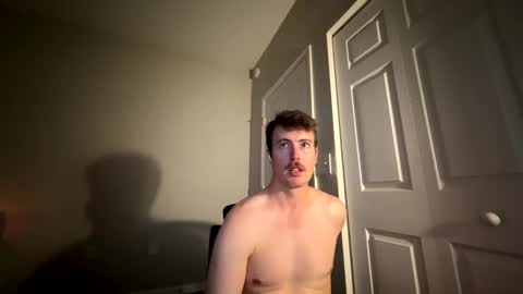 Snapshot of pphoto_95 chatting on March 16, 2026, 3:12 am Redd online show from March 16, 2026, 3:12 am