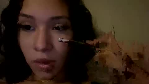 pr3ttynperla online show from December 15, 2025, 6:39 am