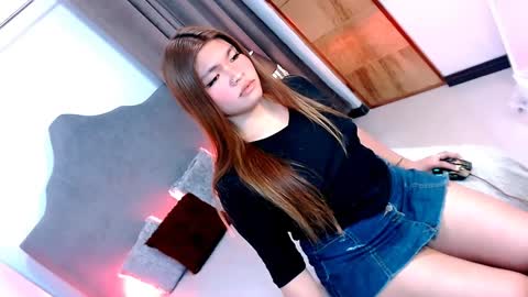 Mia maxwel online show from January 9, 2025, 9:59 am