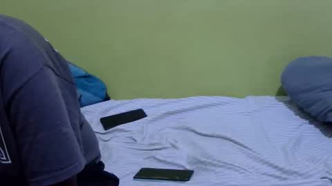 Snapshot of precious_nesh chatting on November 3, 2025, 6:03 am precious_nesh online show from November 3, 2025, 6:03 am