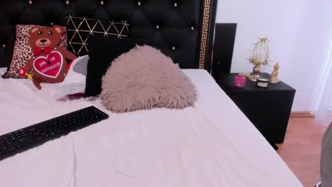 Ailyn online show from March 5, 2025, 11:38 am