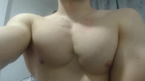 Snapshot of preettyboyx chatting on December 6, 2024, 2:02 am JUAN online show from December 6, 2024, 2:02 am