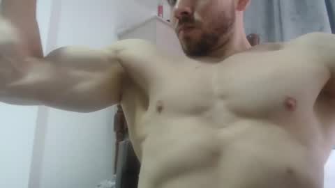 Snapshot of preettyboyx chatting on December 19, 2024, 4:57 pm JUAN online show from December 19, 2024, 4:57 pm