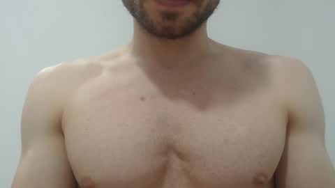 Snapshot of preettyboyx chatting on February 24, 2025, 8:47 pm JUAN online show from February 24, 2025, 8:47 pm