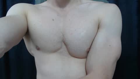 Snapshot of preettyboyx chatting on October 17, 2025, 7:38 pm JUAN online show from October 17, 2025, 7:38 pm