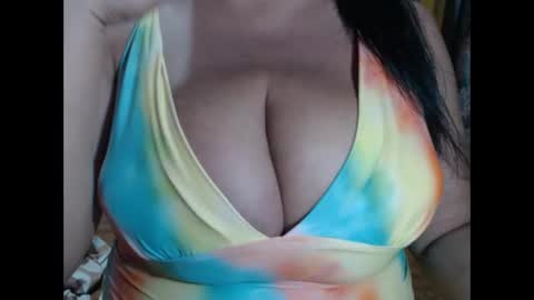 Snapshot of pregnant4twins chatting on February 22, 2026, 8:35 am BEING SINGLE PREGNANT HAVING TWINS IS NOT EASY SO PLS DONT MAKE ME STRESS IF YOU CANT HELP BE CONSIDERATETHANK YOU online show from February 22, 2026, 8:35 am