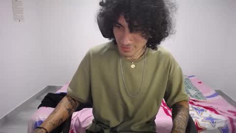 Plux online show from September 25, 2025, 6:28 am