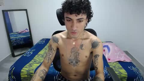 Plux online show from November 17, 2025, 3:29 pm