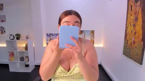 Camila  online show from January 14, 2026, 12:11 pm