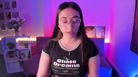Camila  online show from May 11, 2026, 12:33 pm