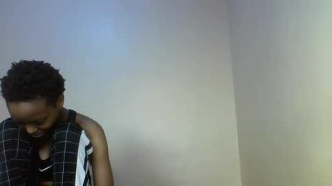 Prettie candy9 online show from October 16, 2025, 12:39 pm