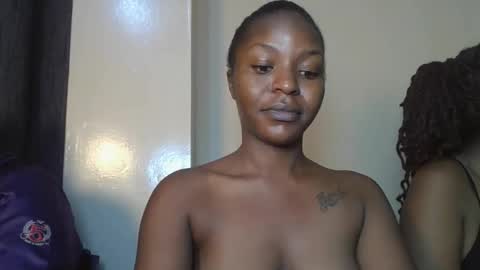 Snapshot of prettie_dee chatting on November 3, 2025, 2:18 pm Bad gurl Riri online show from November 3, 2025, 2:18 pm