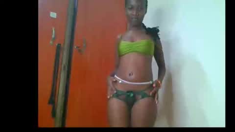 Snapshot of pretty__lisa chatting on February 3, 2026, 2:53 am pretty__lisa online show from February 3, 2026, 2:53 am