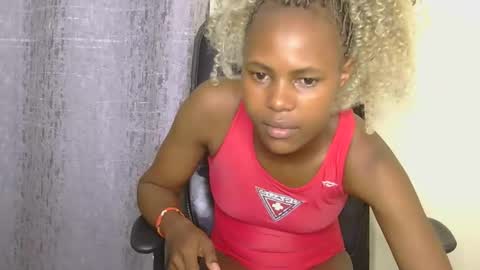 pretty_africanah online show from February 19, 2026, 10:28 pm