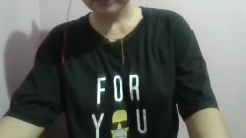 Snapshot of pretty_aimee chatting on November 1, 2025, 12:40 pm pretty_aimee online show from November 1, 2025, 12:40 pm