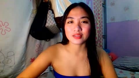 Snapshot of pretty_am chatting on November 26, 2025, 3:02 pm pretty_am online show from November 26, 2025, 3:02 pm