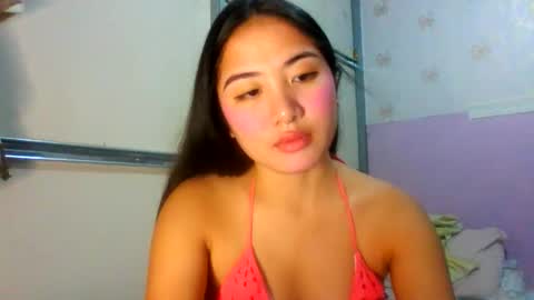 Snapshot of pretty_am chatting on May 10, 2026, 5:29 pm pretty_am online show from May 10, 2026, 5:29 pm