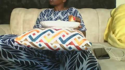 pretty online show from January 3, 2025, 5:42 pm