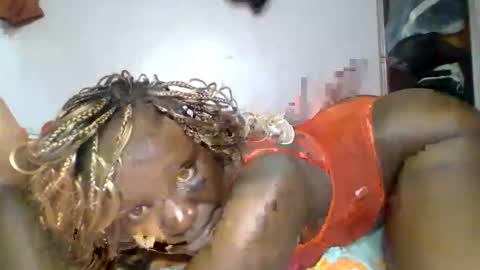 pretty_curvy99 online show from March 3, 2026, 8:48 pm