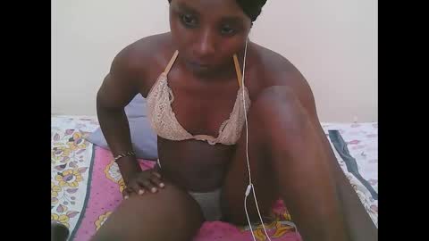 pretty online show from February 9, 2026, 7:45 am