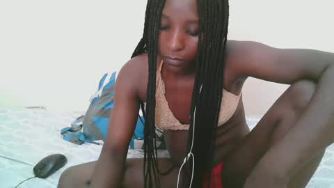 pretty online show from March 1, 2026, 1:13 pm