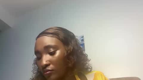 Snapshot of pretty_ellsie chatting on September 14, 2025, 7:13 pm independent model online show from September 14, 2025, 7:13 pm