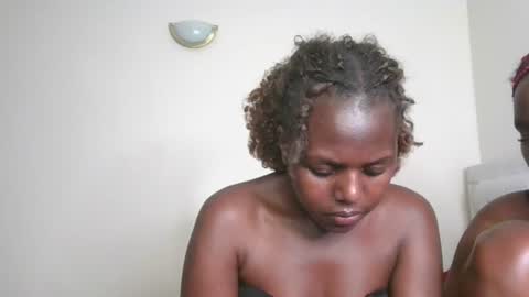 pretty_empress online show from July 8, 2026, 10:47 pm