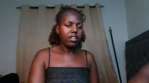 pretty_empress online show from August 4, 2026, 7:27 pm