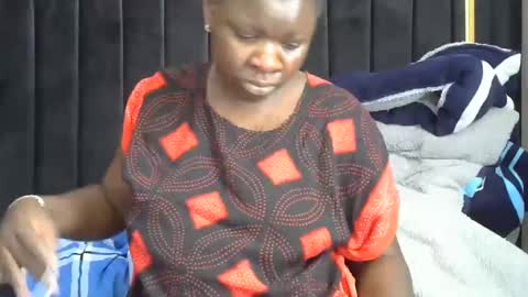 Snapshot of pretty_gaal chatting on February 9, 2025, 5:08 am pretty_gaal online show from February 9, 2025, 5:08 am