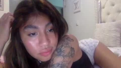 pretty_girl828687 online show from April 10, 2026, 2:11 pm