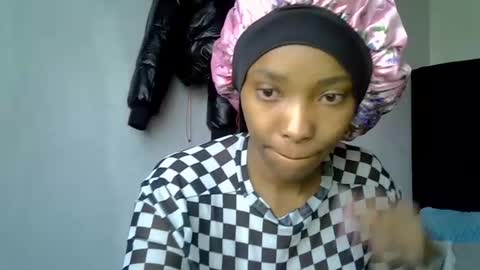 pretty jazminee online show from June 23, 2026, 6:11 am