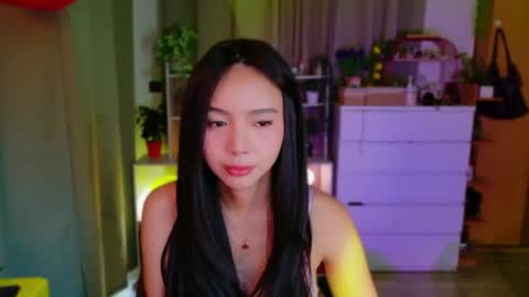 Kim online show from July 10, 2026, 3:55 am