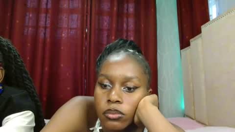 Snapshot of pretty_lioness_ chatting on February 27, 2026, 5:18 am Pretty online show from February 27, 2026, 5:18 am
