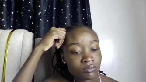 Snapshot of pretty_luv1 chatting on May 7, 2026, 9:14 am pretty luv1 online show from May 7, 2026, 9:14 am
