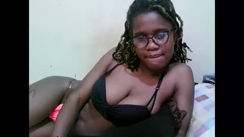 Snapshot of pretty_mellan chatting on March 8, 2025, 10:54 am pretty_mellan online show from March 8, 2025, 10:54 am