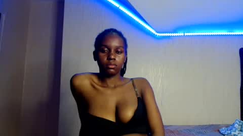 Snapshot of pretty_nyra chatting on June 13, 2026, 8:51 pm Nyra online show from June 13, 2026, 8:51 pm