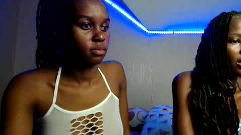 Snapshot of pretty_nyra chatting on June 20, 2026, 7:16 pm Nyra online show from June 20, 2026, 7:16 pm