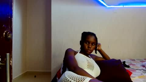Snapshot of pretty_nyra chatting on July 14, 2026, 10:21 am Nyra online show from July 14, 2026, 10:21 am