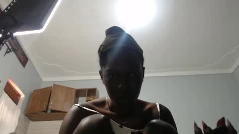 pretty_petitebody online show from September 21, 2025, 9:55 am