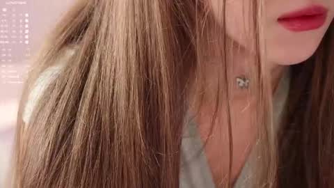 Elina online show from October 10, 2025, 7:40 am