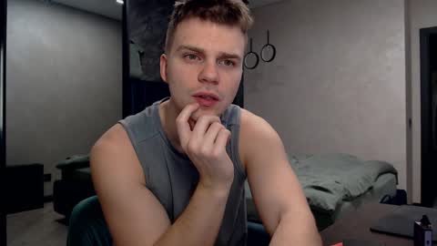 Justin online show from March 11, 2025, 5:27 am